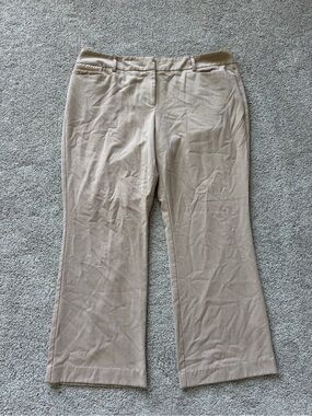 Women’s New York & Company Stretch Tan Dress Pants- Size 18